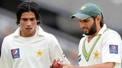 Abdul Razzaq: Shahid Afridi slapped Mohammad Amir during 2010 fixing scandal | Cricket News