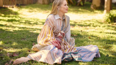 Christina Applegate reveals she is BEDRIDDEN amid battle with multiple sclerosis | English Movie News