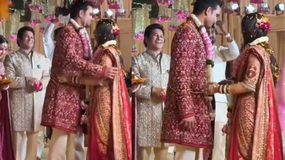 Arjun Tendulkar and Saaniya Chandhok officially married after grand Mumbai celebrations | Off the field News