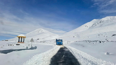 Wintry spell returns as snow & rain cool Kashmir | India News