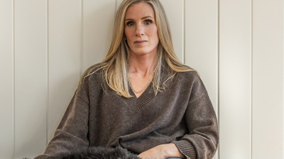 Astronomers’ executive Kristin Cabot slams Gwyneth Paltrow, Ryan Reynolds over AD after viral Coldplay kiss cam scandal | English Movie News