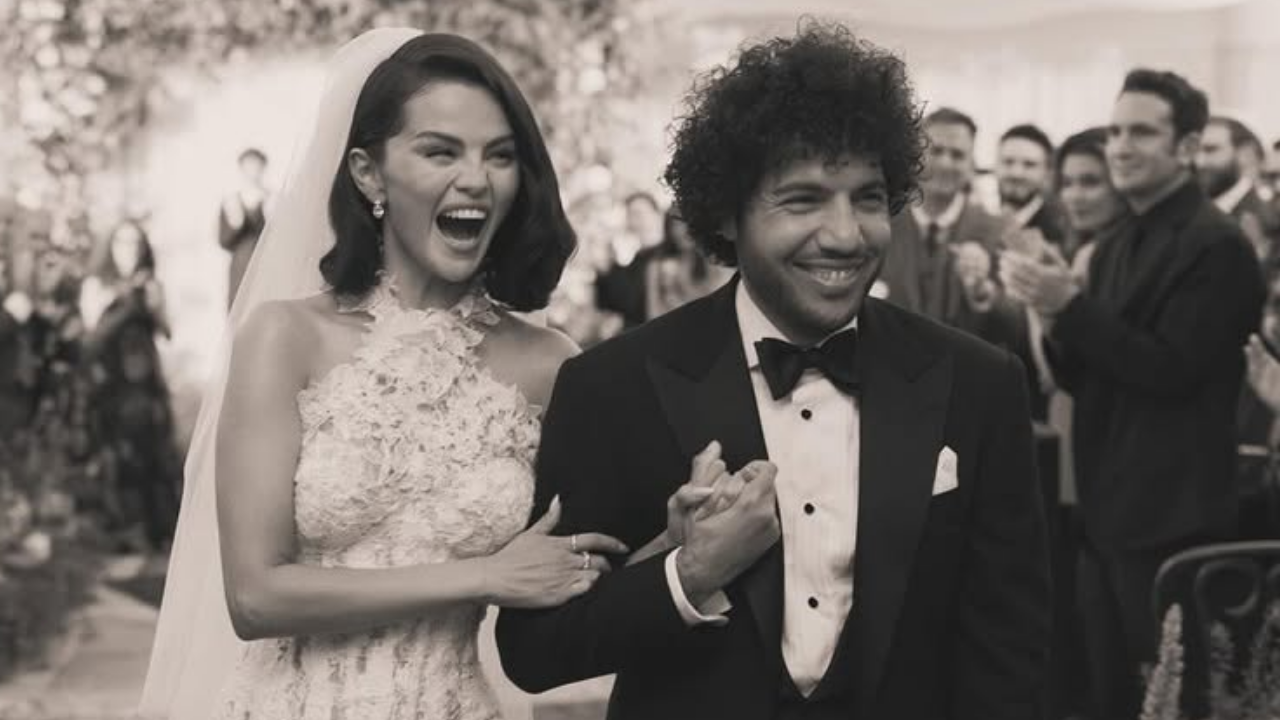 Heartfelt photos with Selena Gomez, from public appearances to mushy social media moments​