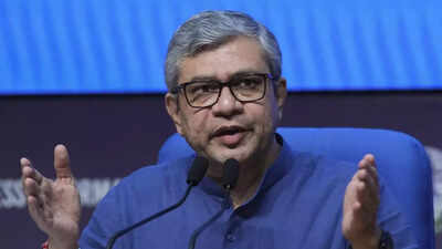 Government takes steps to train 85,000 chip designers in 315 institutions | India News