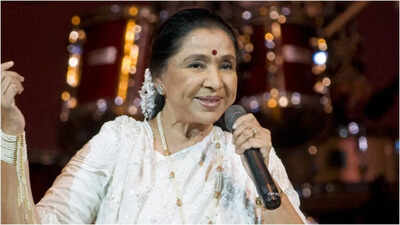When Asha Bhosle refused to stop singing despite the rain, saying, ‘I have faced many storms in life’ | Hindi Movie News