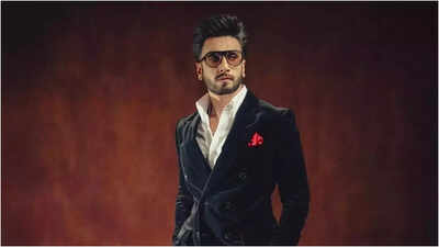 Ranveer Singh NOT EXITED ‘Pralay’; creative differences buzz called ‘Completely baseless’ – Report |