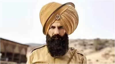 Akshay Kumar’s ‘Kesari’ set caught fire due to ‘no safety measures’; ‘crew watched it burn for two hours’ |