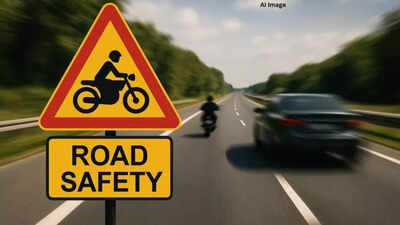 Returning to Tamil Nadu for polls, 3 killed in road crash | India News