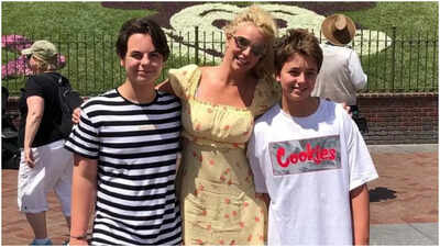 Britney Spears checks into rehab: Sons Sean Preston and Jayden James offer huge support to their mother | English Movie News