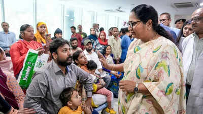 Delhi Chief Minister Inspects Aruna Asaf Ali Hospital for Summer Readiness | India News