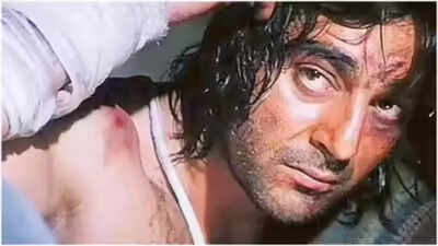 When Sanjay Dutt shocked ‘Khalnayak’ crew; Choking scene was unplanned; Subhash Ghai let cameras roll | Hindi Movie News