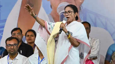 Mamata Banerjee Calls BJP ‘Snake’ Amid Intense Election Campaign | India News