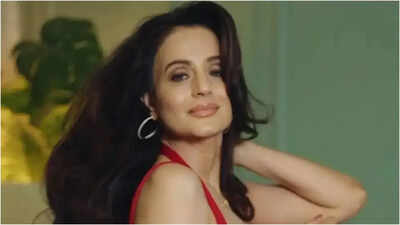 Ameesha Patel: ‘Rs 500 crore is minimum’: Ameesha Patel CONFIRMS ‘Gadar 3’, promises bigger scale and an amazing script | Hindi Movie News
