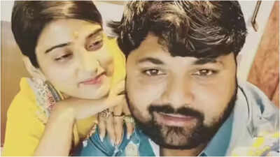 Samar Singh: Akanksha Dubey death case: Allahabad High Court serves notice to singer Samar Singh and brother Sanjay Singh | Bhojpuri Movie News