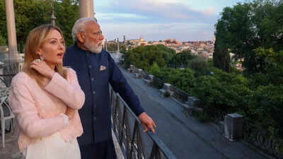 Car ride, dinner and Colosseum visit ahead of talks