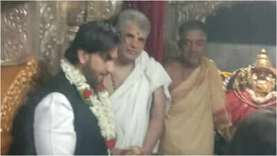 Ranveer Singh: Amid ‘Don 3’ row, Ranveer Singh seeks blessings at Chamundeshwari Temple as ‘Kantara’ mimicry case CLOSED | Hindi Movie News