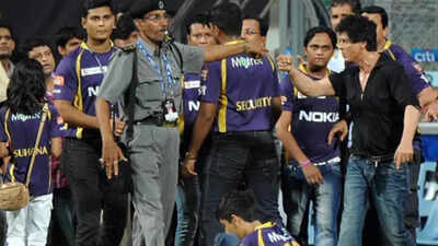 Shah Rukh Khan: ‘Shah Rukh ne raada kar diya’: Former ACP says Shah Rukh Khan’s explosive 2012 altercation at Wankhede was ‘miscommunication’ | Hindi Movie News
