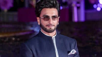 Producers of Ranveer Singh’s upcoming projects may approach CCI amidst FWICE non-cooperation directive over ‘Don 3’ dispute | Hindi Movie News