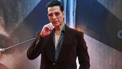 Akshay Kumar Eye Surgery: Akshay Kumar undergoes eye surgery for vision correction, the actor to take a short break now, after schedule wrap of Anees Bazmee’s film | Hindi Movie News