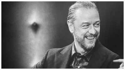 Quote of the day by James McAvoy: ‘I learned from a string of failed relationships; learned to stop jumping in at first sign of attraction’ |