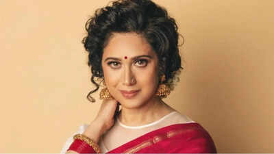 Meenakshi Seshadri moves to Mumbai, announces acting comeback after 30 years: ‘Looking forward to meaningful opportunities’ |