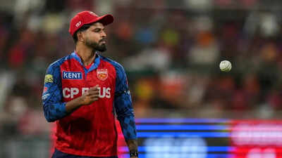 PBKS captain Shreyas Iyer on wrong side of unwanted IPL record after MI defeat