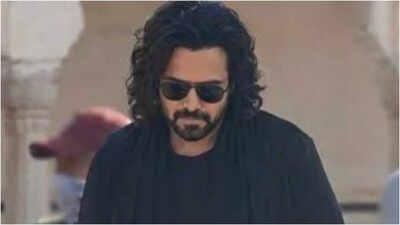 Emraan Hashmi wraps shoot for ‘Awarapan 2’; film to hit theatres on August 14 | Hindi Movie News