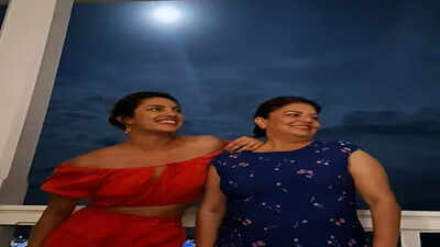 Priyanka Chopra pens heartfelt 73rd birthday note for mother Madhu Chopra: ‘To the Queen… always leading the way’ | Hindi Movie News