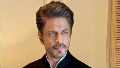 Shah Rukh Khan sets dance floor on fire to ‘Koi Mil Gaya’ at Supriya Sule’s daughter’s pre-wedding bash – WATCH |