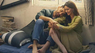 Chand Mera Dil Full Movie Collection: ‘Chand Mera Dil’ box office collection Day 10: Lakshya and Ananya Panday starrer crosses Rs 32 crore worldwide on second Sunday | Hindi Movie News