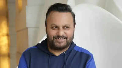 Gadar: Ek Prem Katha: ‘All that matters to me is that audience has seen my film and has liked it’: Anil Sharma on being called ‘irrelevant’ as ‘Gadar’ clocks 25 years | Hindi Movie News