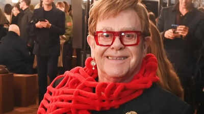 Elton John: Song lyrics of the day by Elton John: ‘You know you can’t hold me forever I didn’t sign up with you’ |