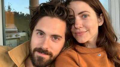 Julie Gonzalo: Julie Gonzalo and Chris McNally welcome second girl child: ‘We are so incredibly grateful’ |