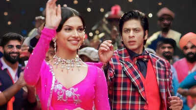 ‘Just sit and watch Shah Rukh Khan’: Farah Khan recalls grooming Deepika Padukone and banning her from shooting for first 10 days of ‘Om Shanti Om’ | Hindi Movie News