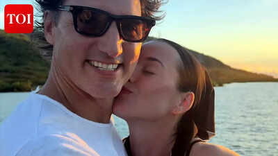 Katy Perry and Justin Trudeau spotted on PDA-filled park date; couple get intimate on day out with daughter Daisy Dove – WATCH |