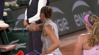 No handshake in French Open! Marta Kostyuk-Mirra Andreeva semi-final sparks controversy – Watch | Tennis News
