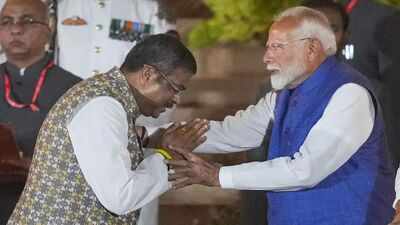 ‘Commendable efforts’: PM Modi wishes birthday to Dharmendra Pradhan, gets community note on X | India News