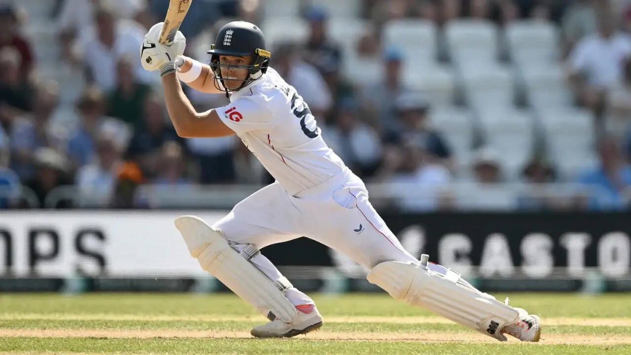 England 229/4 in 49.4 Overs