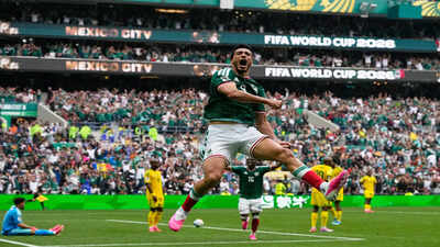 More red cards than goals! Mexico’s 2-0 win over South Africa becomes first World Cup opener with three dismissals | Football News
