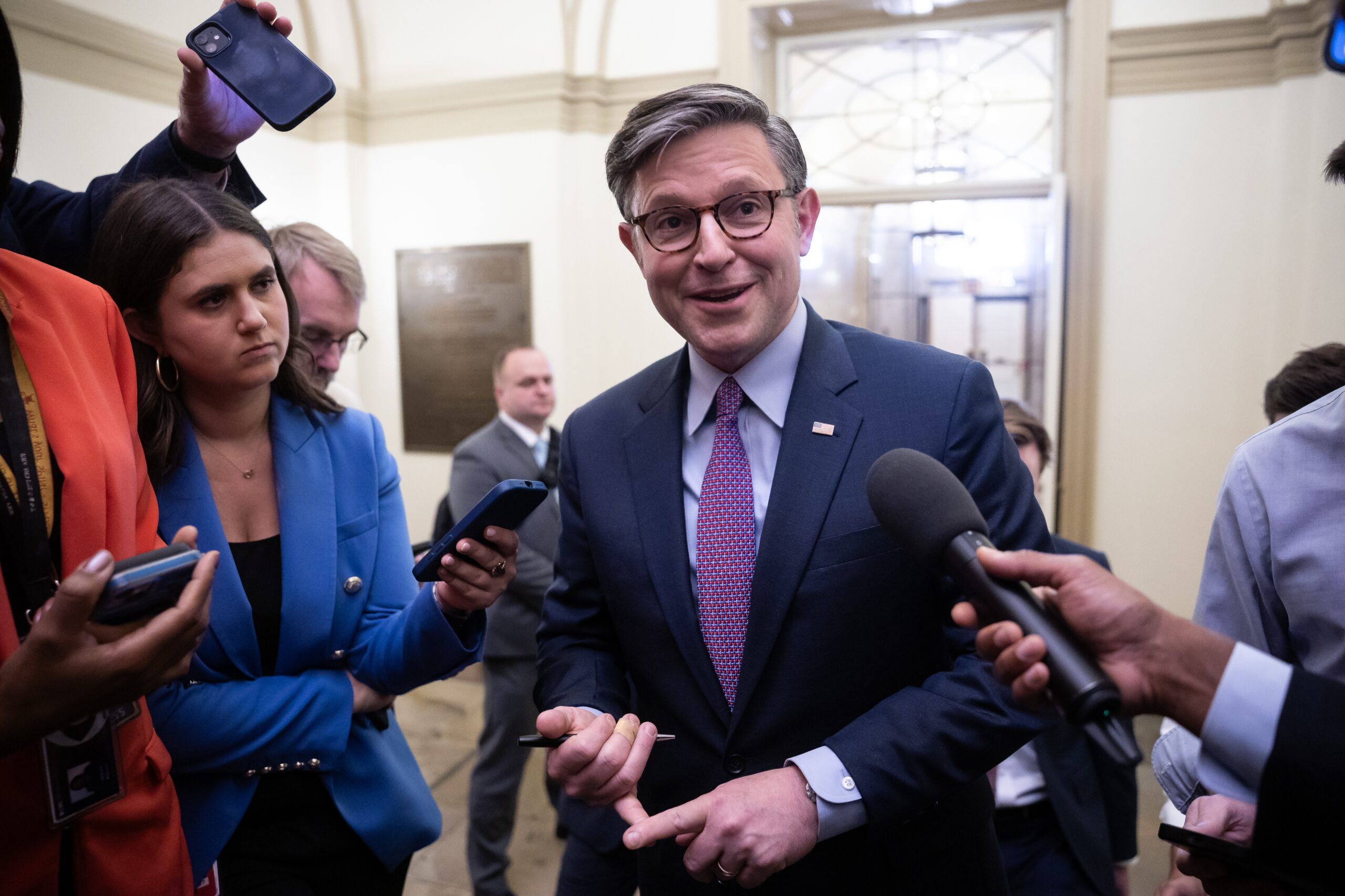 Pentagon and elections bills could be combined in bid to unfreeze House floor