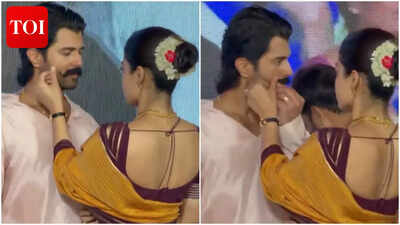 Rashmika Mandanna twirls Vijay Deverakonda’s moustache; Couple’s sweet moment wins hearts – WATCH | Telugu Movie News