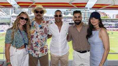 Virat Kohli, Anushka Sharma cheer for Team India at Women’s T20 World Cup clash; pose with Ravi Shastri and Shikhar Dhawan at Lord’s | Hindi Movie News