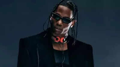 Travis Scott invites daughter Stormi on stage at Fanatics Fest; dances with her while performing ‘Cactus Jack and Friends Live’ |