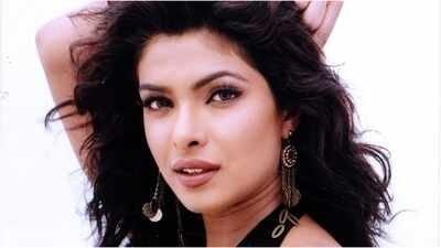 Rekha: Suneel Darshan recalls Priyanka Chopra’s nose issue and her resemblance to Rekha during their first meeting: ‘Without makeup, Rekha ji also looked similar’ | Hindi Movie News