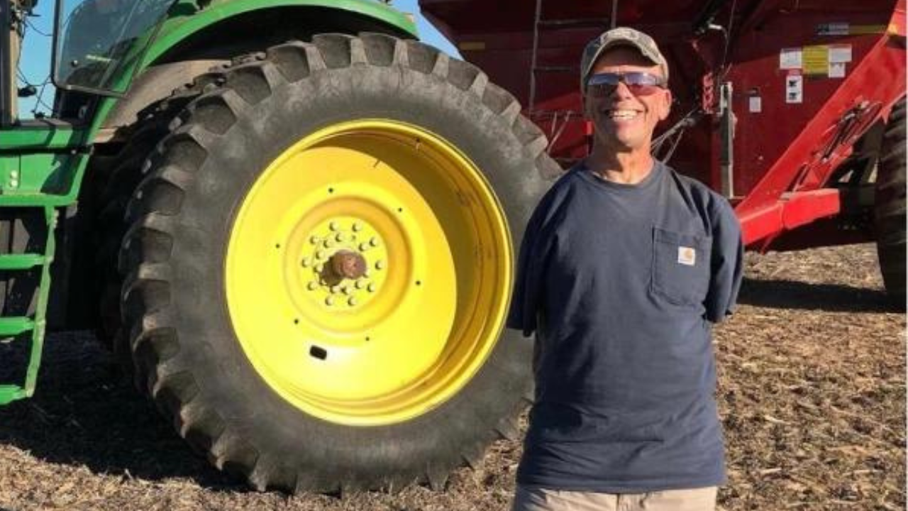 He lost both his arms at age two in a farm accident. Then he taught himself to eat, write, drive tractors, repair machinery and run a 1,300-acre farm using only his feet, building a YouTube following of more than 134,000 subscribers | World News