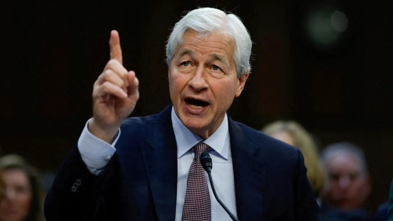 Quote of the Day by Jamie Dimon: “If you want to be a winner, then compare yourself ….” | World News