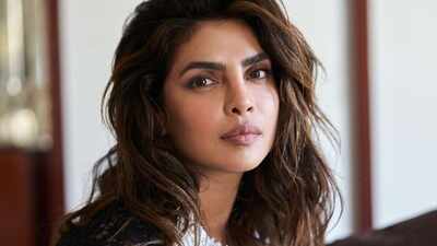Priyanka Chopra: ‘Happy almost 4th from bed’: Priyanka Chopra shares a peek of pre-Fourth of July celebrations in the US with vibrant late night fireworks | Hindi Movie News