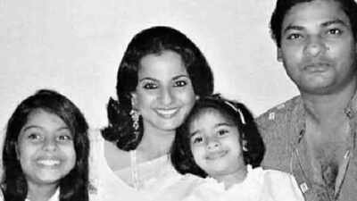 Kajol: ‘I’m so very loved’: Kajol marks National Parents’ Day with emotional note, shares rare photos of parents and in-laws | Hindi Movie News