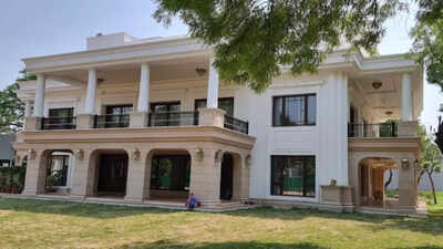 Kejriwal’s ‘Sheesh Mahal’ to guest house: Delhi govt may rope in private firm to run bungalow | India News