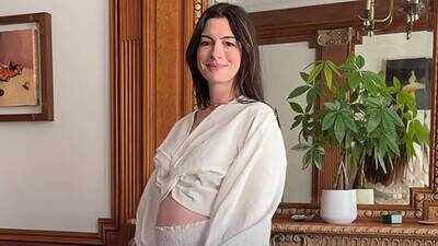 Anne Hathaway says she was ‘shocked’ to learn she was pregnant with baby No. 3: ‘We’re calling this one our buzzer-beater’ |