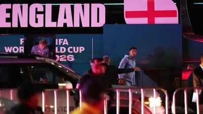 FIFA World Cup: England greeted with boos after delaying Mexico arrival over ‘spy’ fears before last-16 clash – Watch | Football News